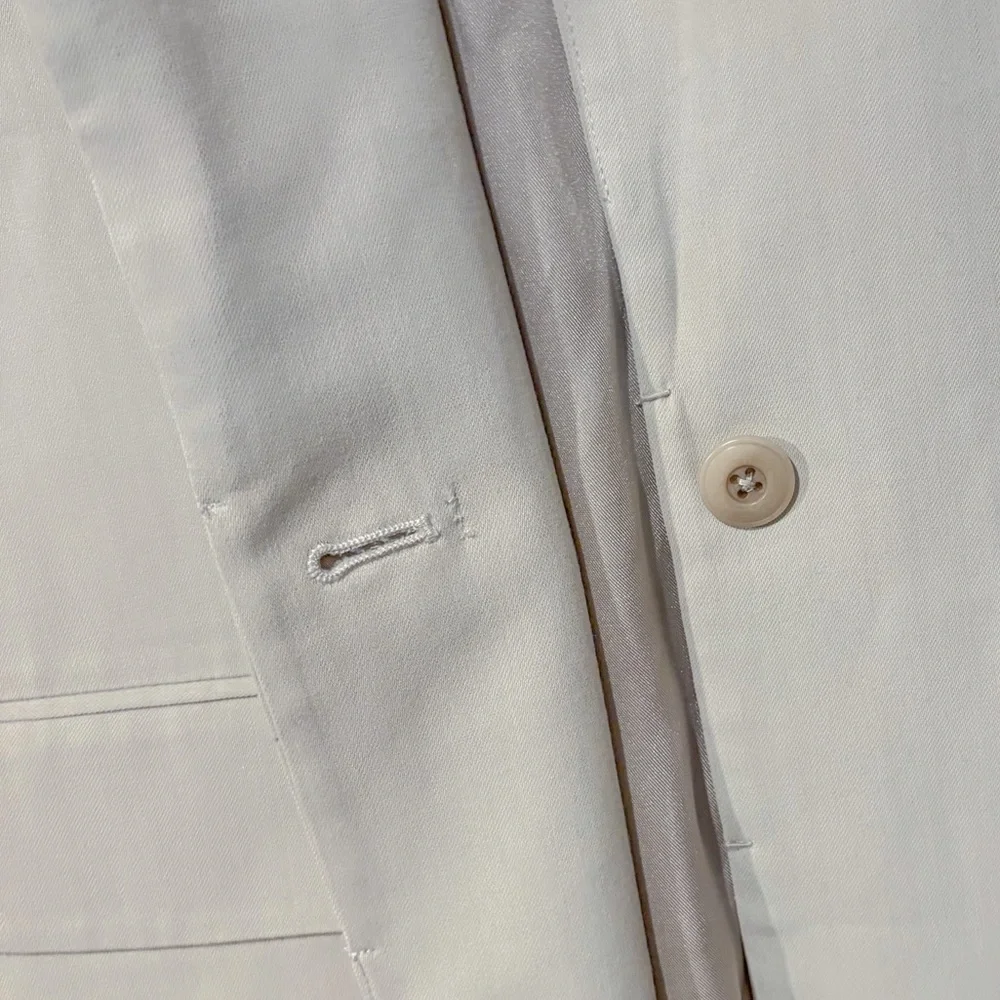 Vince Soft Blazer in Horchata - Picture 4 of 8